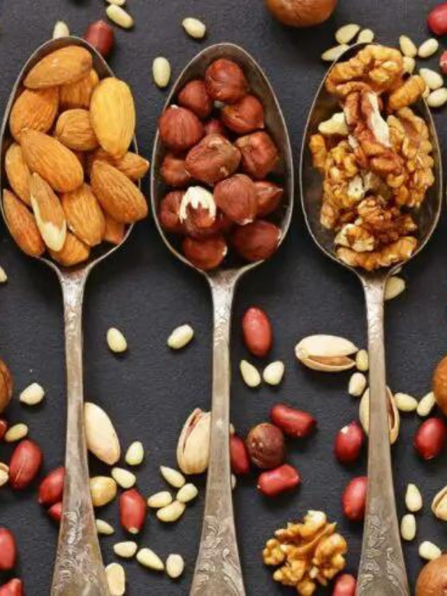 Are Cashew Nuts Harmful To Cats? Story The Discerning Cat